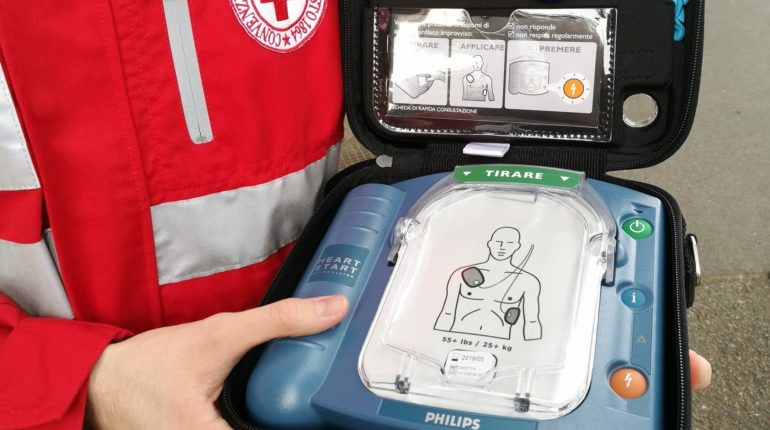 Defibrillatore Croce Rossa Vigevano